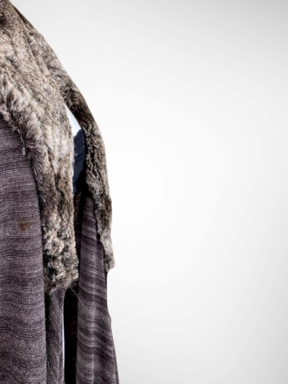 Vine Street Faux Fur Collar Waterfall Cardigan | Mob Wife - Picture 3 of 6
